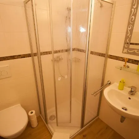 Diener 게스트하우스