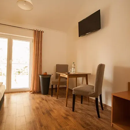 Diener 게스트하우스 3*